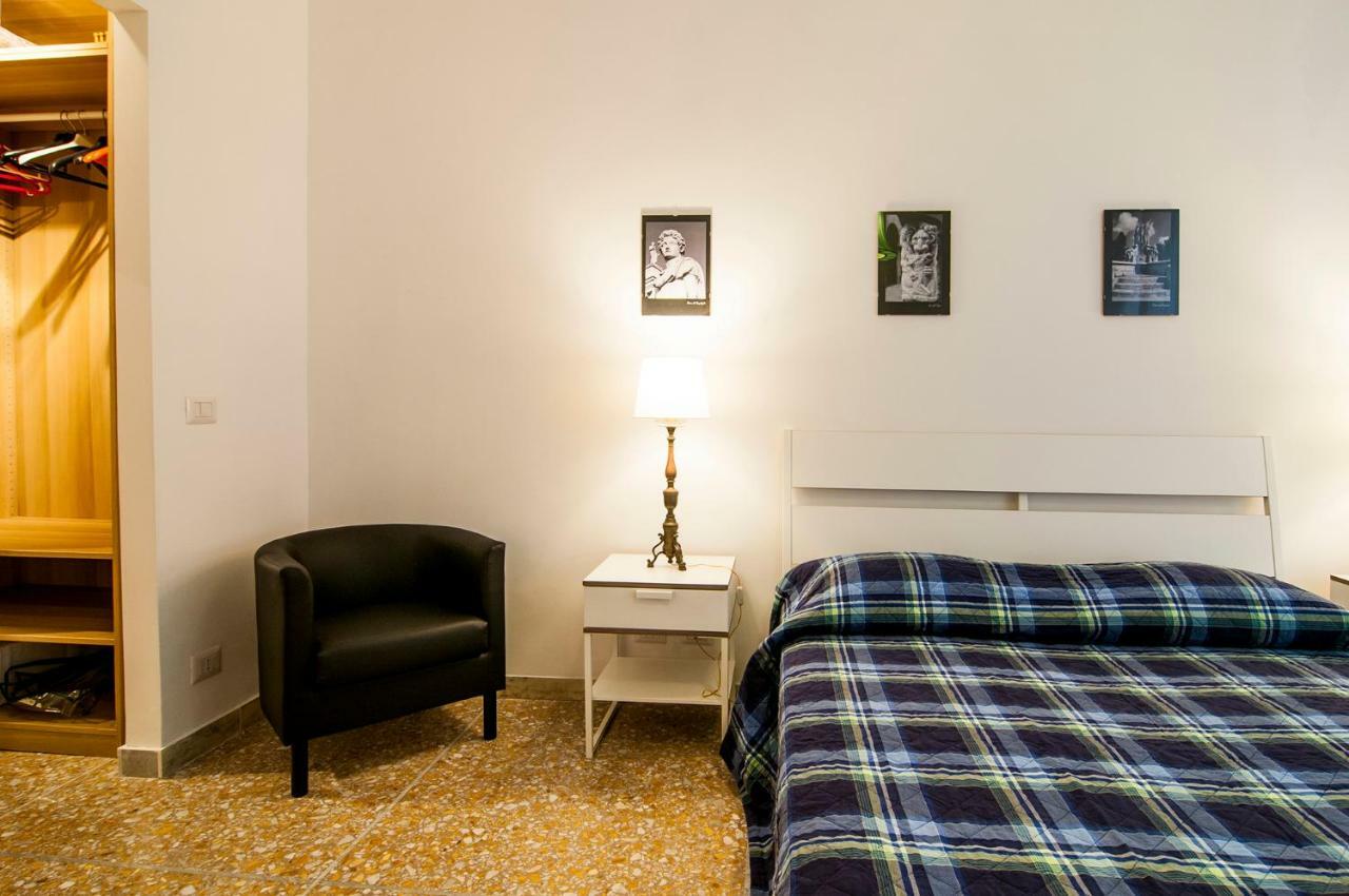 רומא Vatican Museums Roomy Apartment מראה חיצוני תמונה